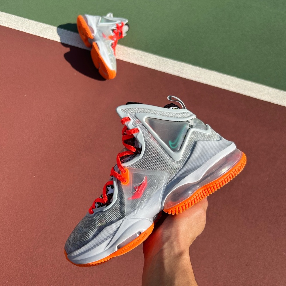 ❌SOLD❌Nike LeBron 19 ‘Fast Food’
